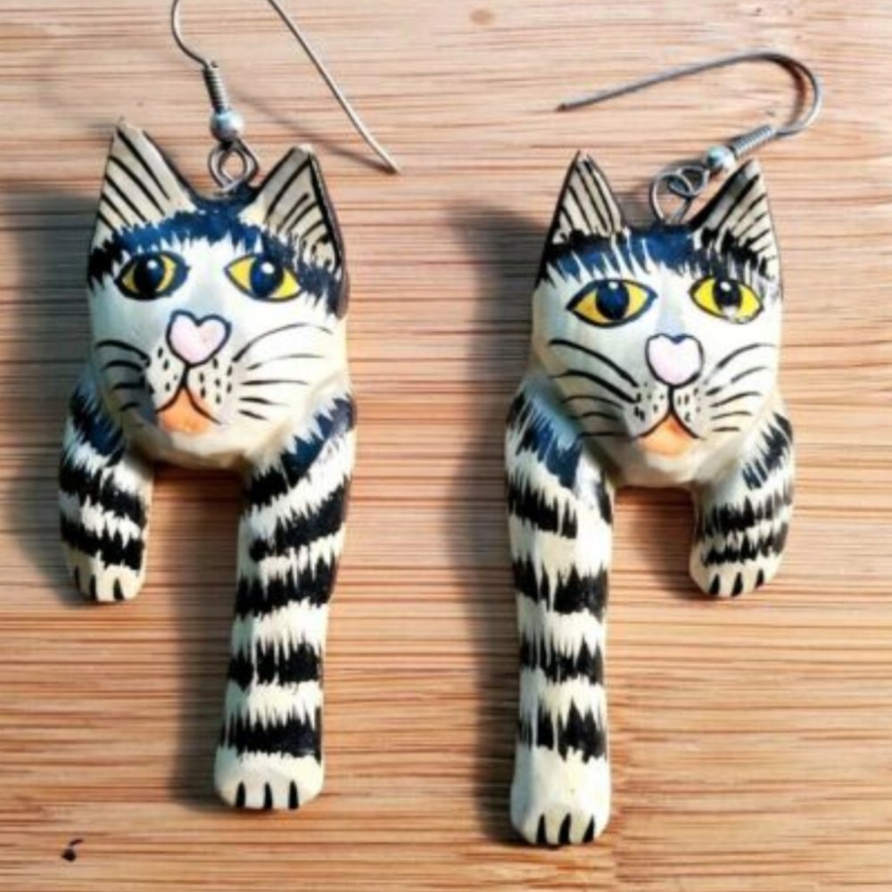 Cat Earrings Figural Drop Dangly Pierced Hook